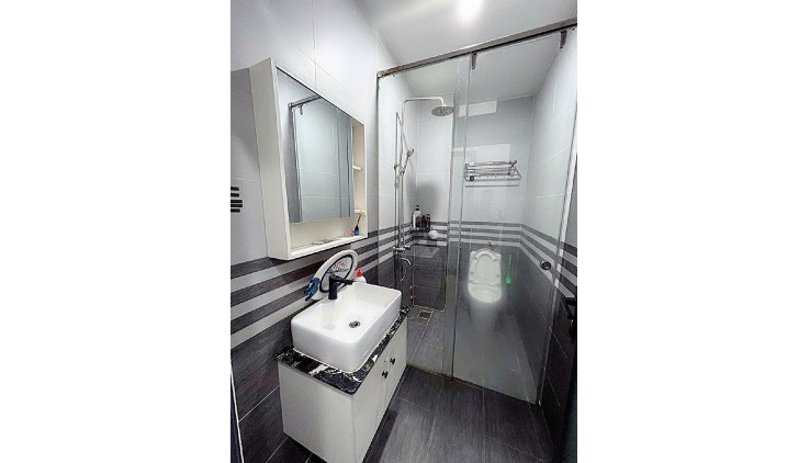BÁN NHÀ 2 MẶT TIỀN HẺM XE HƠI NGAY ĐỖ XUÂN HỢP QUẬN 9-3 TẦNG-ĐÃ HOÀN CÔNG-GIÁ GIẢ GIẢM CÒN 5,7 TỶ